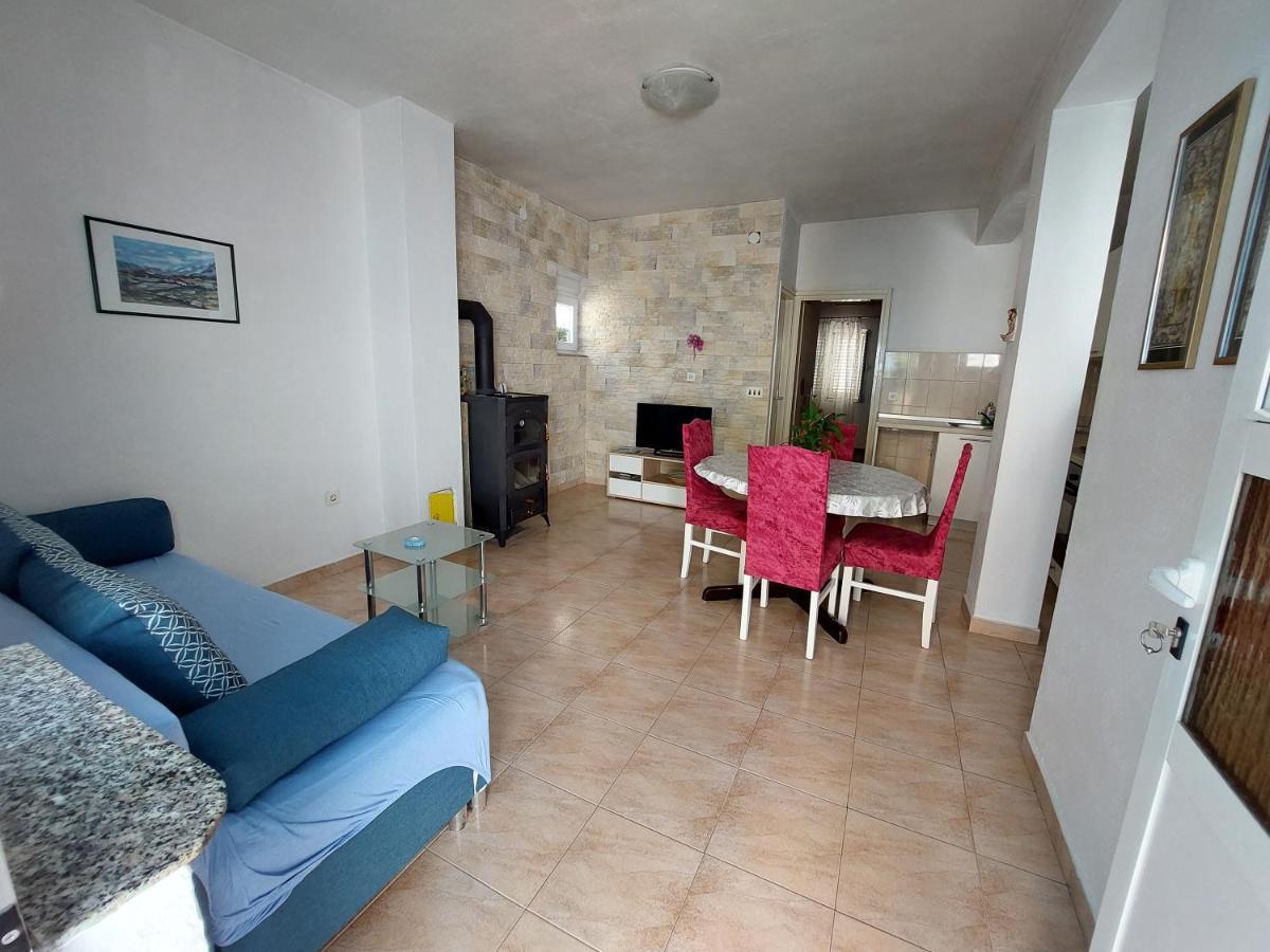 Apartman Lucija Seline Εξωτερικό φωτογραφία