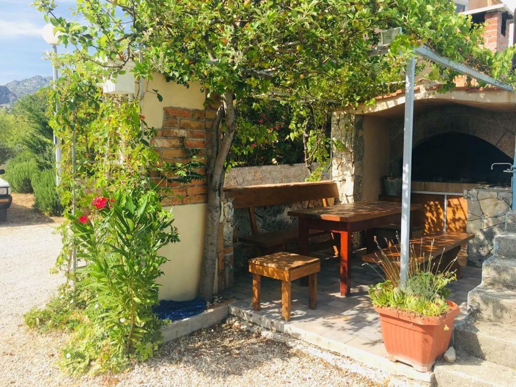 Apartman Lucija Seline Εξωτερικό φωτογραφία